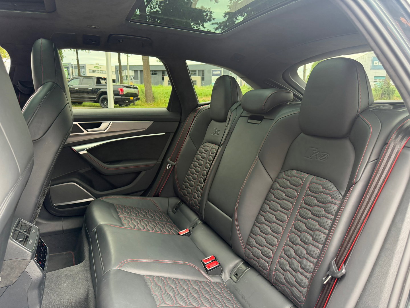 Audi A6 Avant RS 6 TFSI quattro Dynamic Plus|Keramisch|Carplay|Pano|B&O|4WB