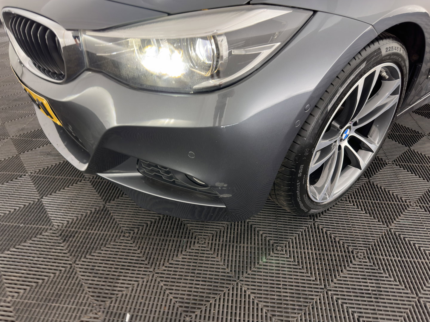 BMW 3-serie Gran Turismo 320i Corporate Lease High Executive M-Sportpack Aut. *PANO | LEATHER | FULL-LED | NAVI-FULLMAP | HEATED-SPORTSEATS | HIFI-SOUND | SHIFTPADDLES | ECC | PDC | CRUISE | 19''ALU*