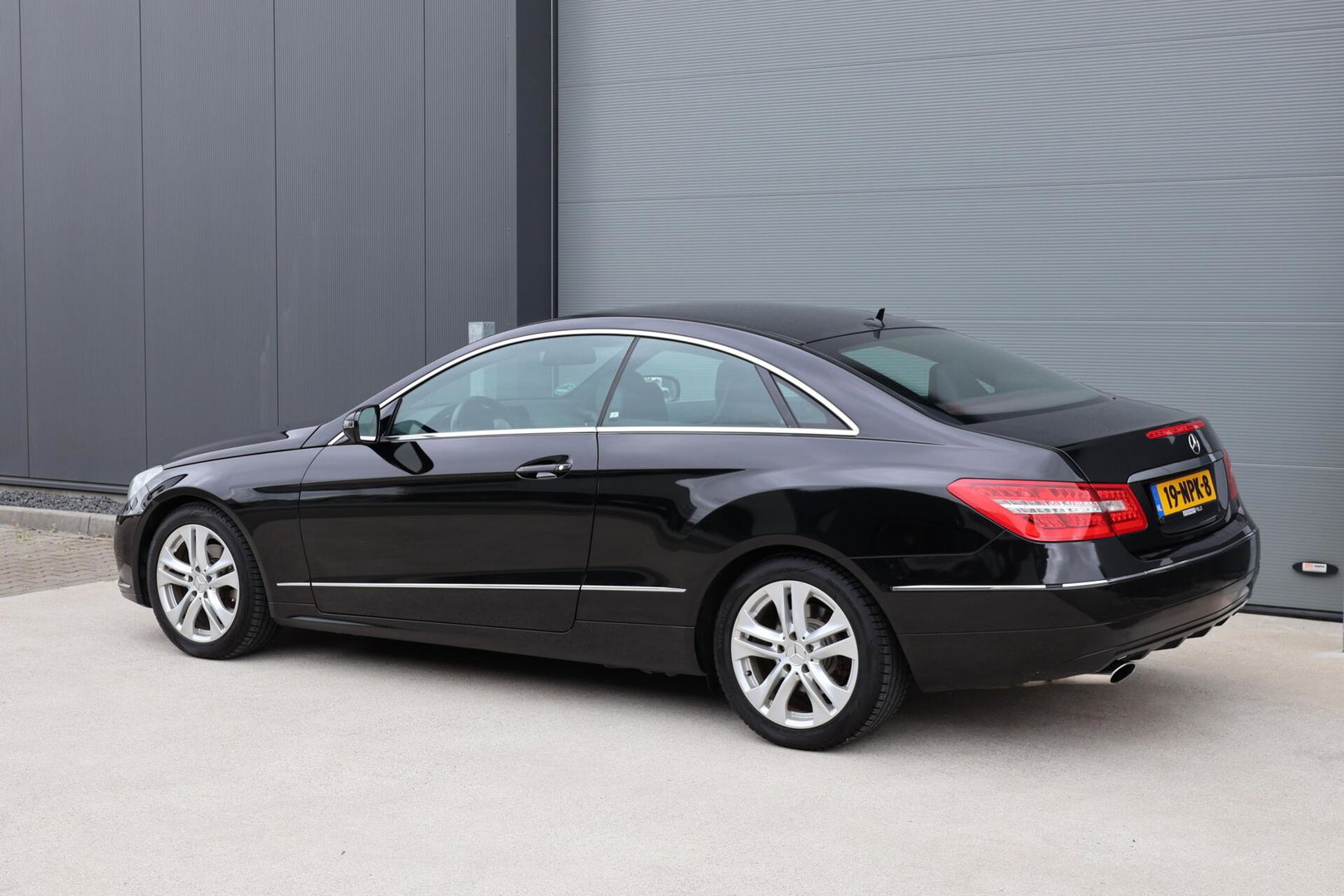 Mercedes-Benz E-Klasse Coupé 250 CGI Elegance / Automaat / Stoelverwarming / Cruise Control / Climate Control