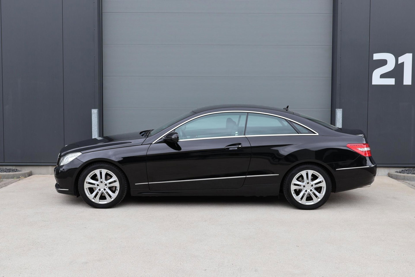 Mercedes-Benz E-Klasse Coupé 250 CGI Elegance / Automaat / Stoelverwarming / Cruise Control / Climate Control