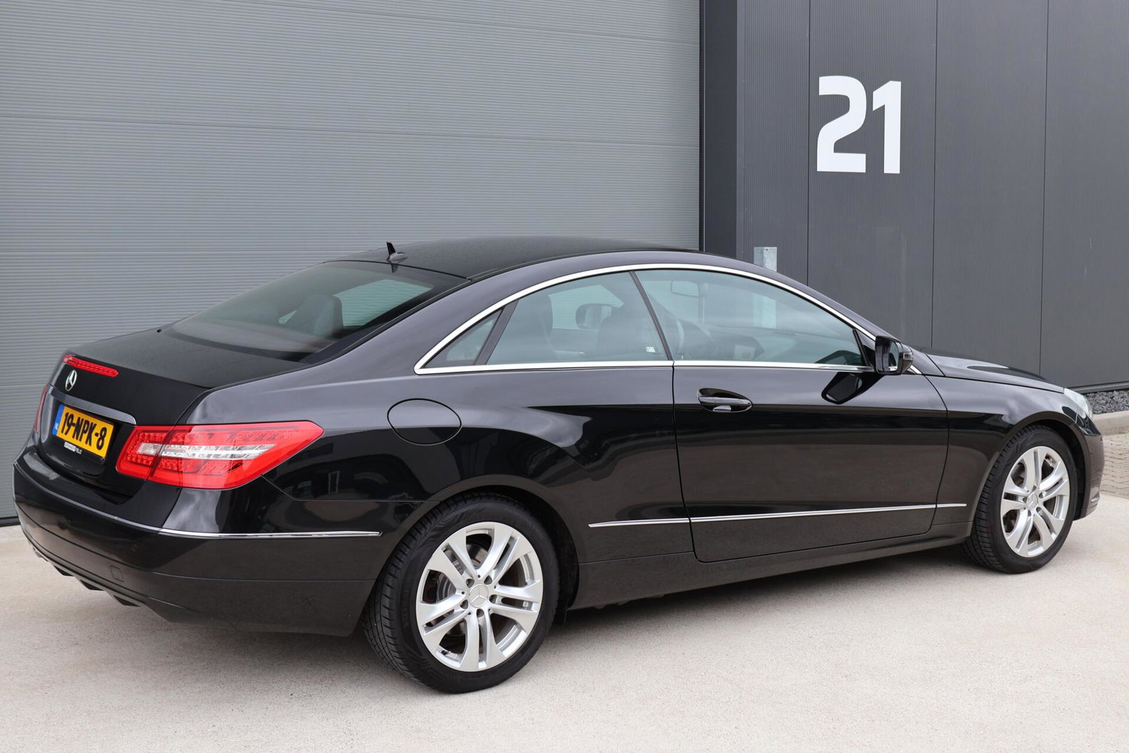 Mercedes-Benz E-Klasse Coupé 250 CGI Elegance / Automaat / Stoelverwarming / Cruise Control / Climate Control