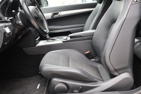 Mercedes-Benz E-Klasse Coupé 250 CGI Elegance / Automaat / Stoelverwarming / Cruise Control / Climate Control