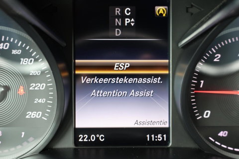 Mercedes-Benz V-Klasse 250d Lang DC Edition / AMG line / Stoelventilatie / Stoelverwarming / 2x Scuifdeur / Maestro surroundsystem / Origineel NL