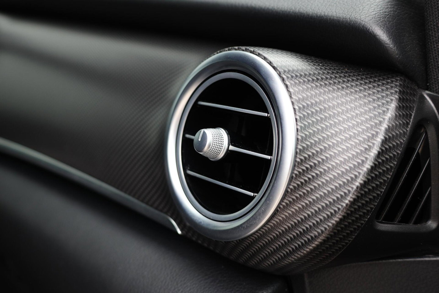 Mercedes-Benz V-Klasse 250d Lang DC Edition / AMG line / Stoelventilatie / Stoelverwarming / 2x Scuifdeur / Maestro surroundsystem / Origineel NL