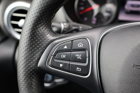 Mercedes-Benz V-Klasse 250d Lang DC Edition / AMG line / Stoelventilatie / Stoelverwarming / 2x Scuifdeur / Maestro surroundsystem / Origineel NL