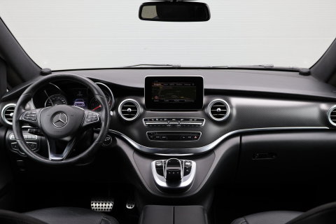 Mercedes-Benz V-Klasse 250d Lang DC Edition / AMG line / Stoelventilatie / Stoelverwarming / 2x Scuifdeur / Maestro surroundsystem / Origineel NL