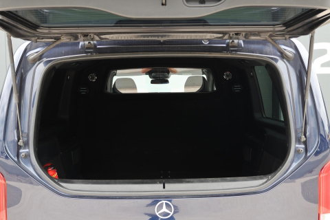 Mercedes-Benz V-Klasse 250d Lang DC Edition / AMG line / Stoelventilatie / Stoelverwarming / 2x Scuifdeur / Maestro surroundsystem / Origineel NL