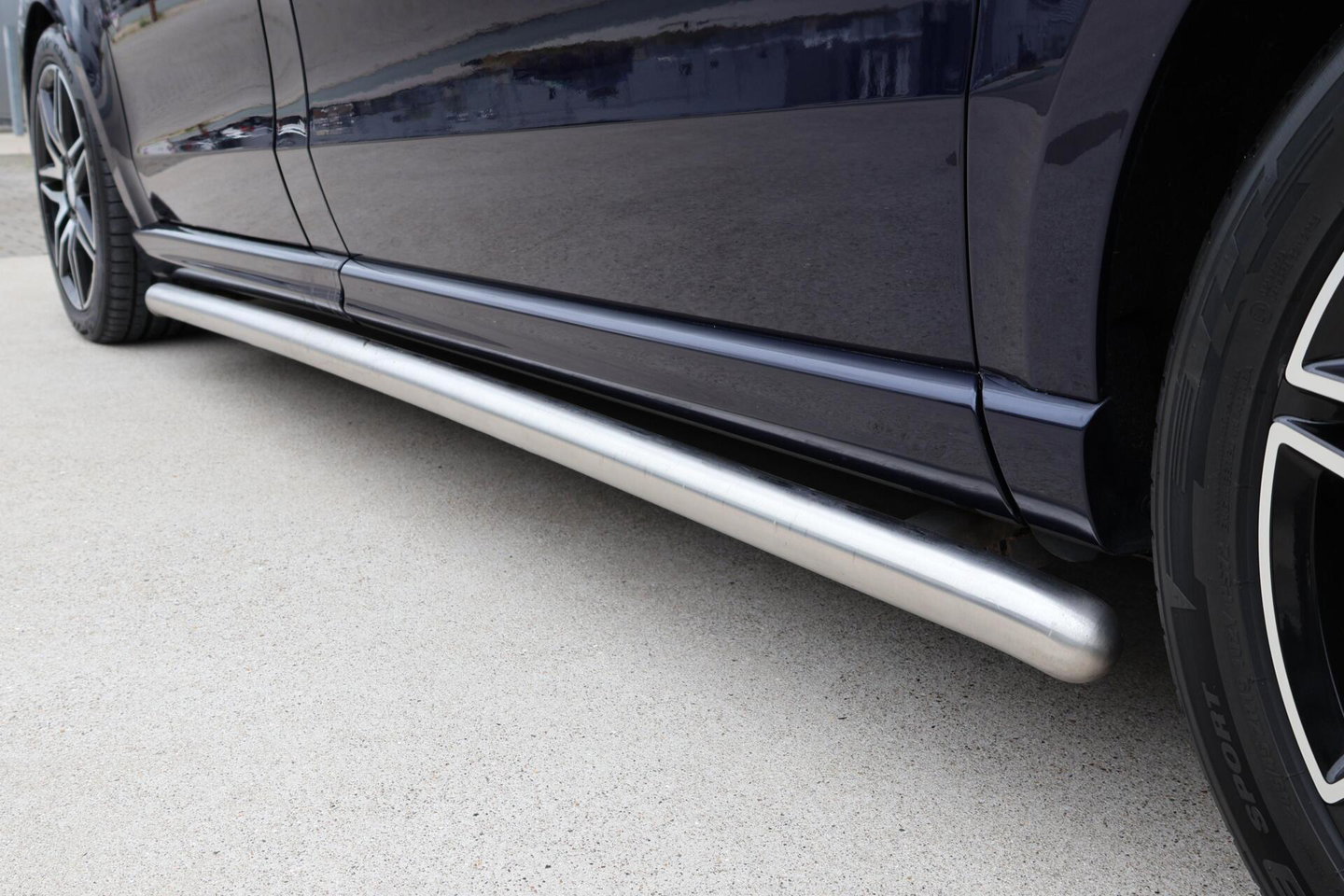 Mercedes-Benz V-Klasse 250d Lang DC Edition / AMG line / Stoelventilatie / Stoelverwarming / 2x Scuifdeur / Maestro surroundsystem / Origineel NL