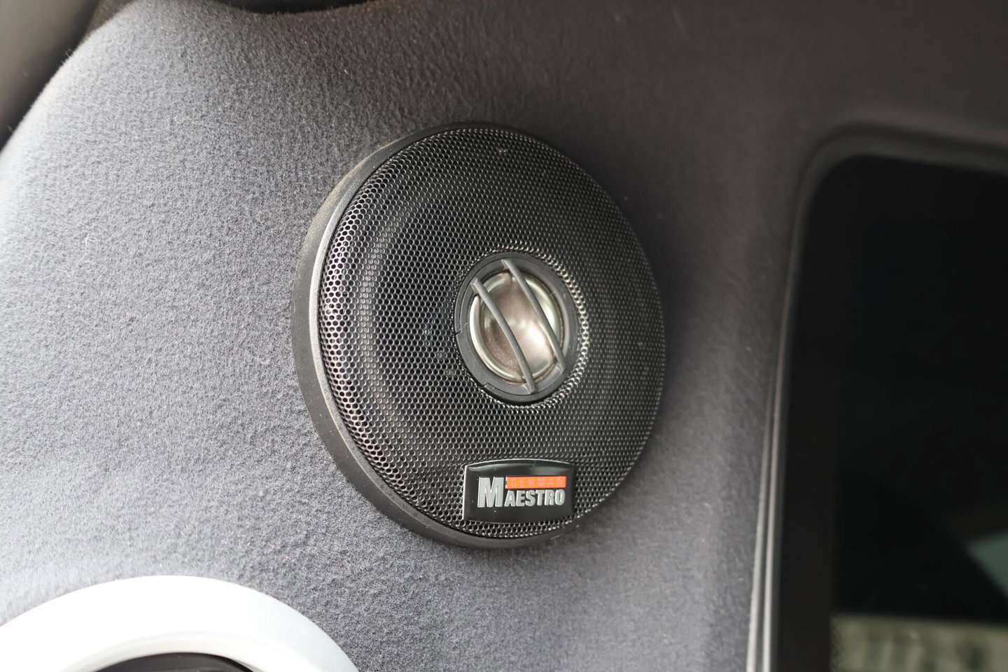 Mercedes-Benz V-Klasse 250d Lang DC Edition / AMG line / Stoelventilatie / Stoelverwarming / 2x Scuifdeur / Maestro surroundsystem / Origineel NL