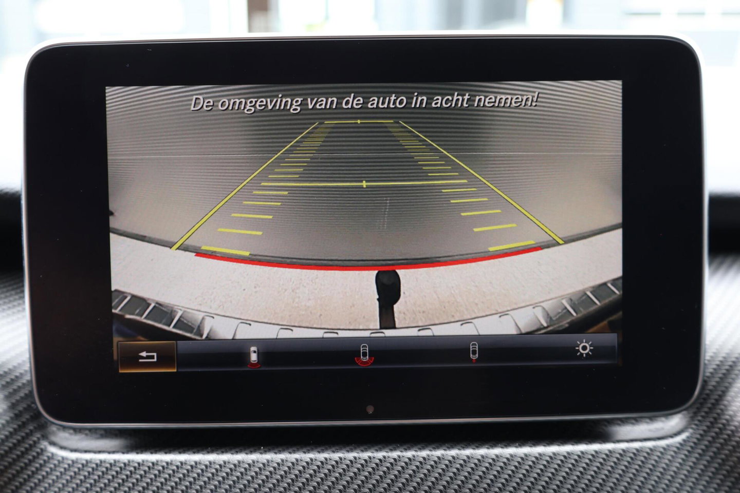 Mercedes-Benz V-Klasse 250d Lang DC Edition / AMG line / Stoelventilatie / Stoelverwarming / 2x Scuifdeur / Maestro surroundsystem / Origineel NL