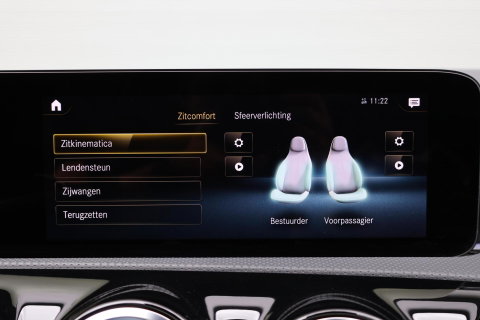 Mercedes-Benz CLA AMG 35 4MATIC / Panoramadak / Memory Stoelen / 360 Camera / Keyless-Go / Burmester Surround