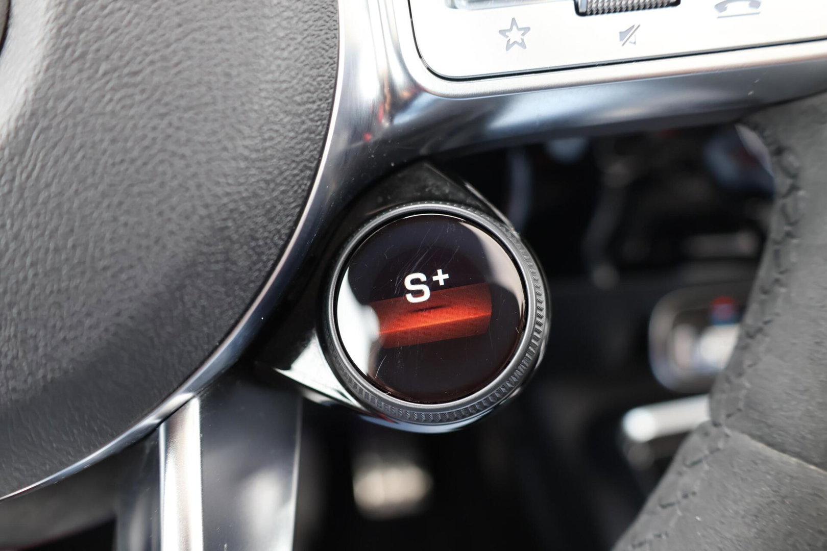 Mercedes-Benz CLA AMG 35 4MATIC / Panoramadak / Memory Stoelen / 360 Camera / Keyless-Go / Burmester Surround