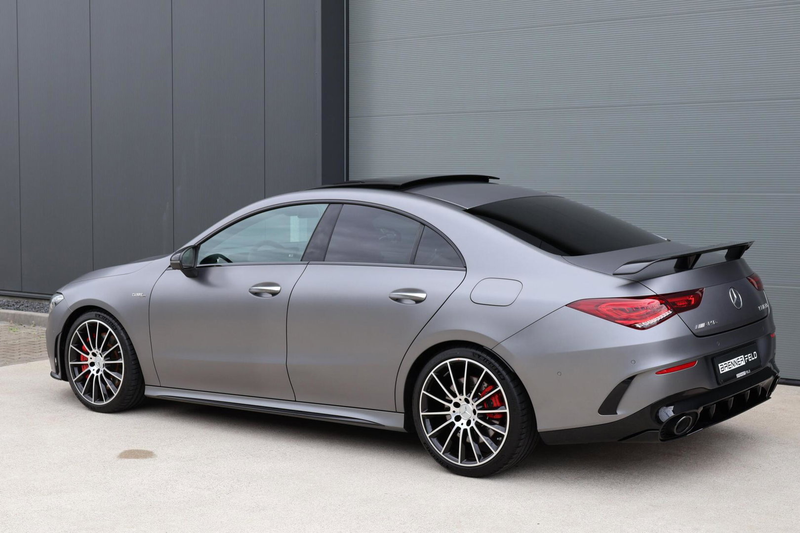 Mercedes-Benz CLA AMG 35 4MATIC / Panoramadak / Memory Stoelen / 360 Camera / Keyless-Go / Burmester Surround