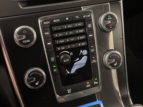 Volvo V60 2.4 D6 Twin Engine Special Edition | Dealer Onderhouden | Cruise Control | Stoelverwarming | Parkeersensoren Achter | Navigatie | Trekhaak
