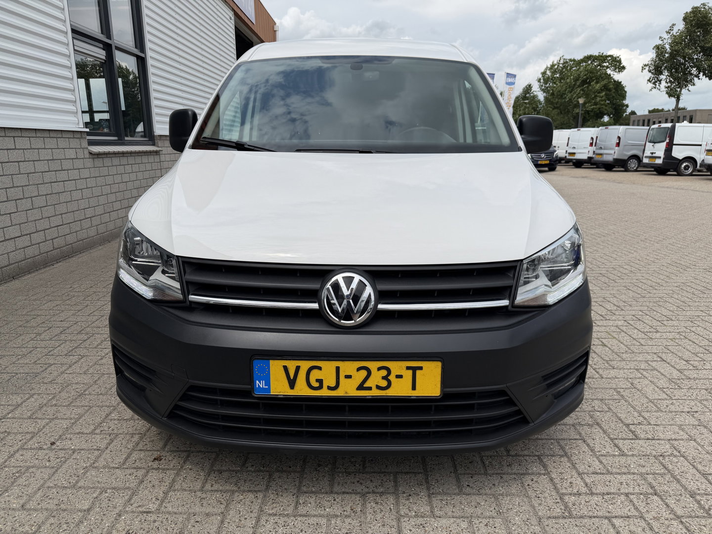 Volkswagen Caddy 2.0 TDI 102pk L2H1 BMT Maxi / vaste prijs rijklaar € 11.950 ex btw / euro 6 / bpm vrij / lease vanaf € 201 / Flexmo ingerichte laadruimte / airco / cruise/ pdc achter