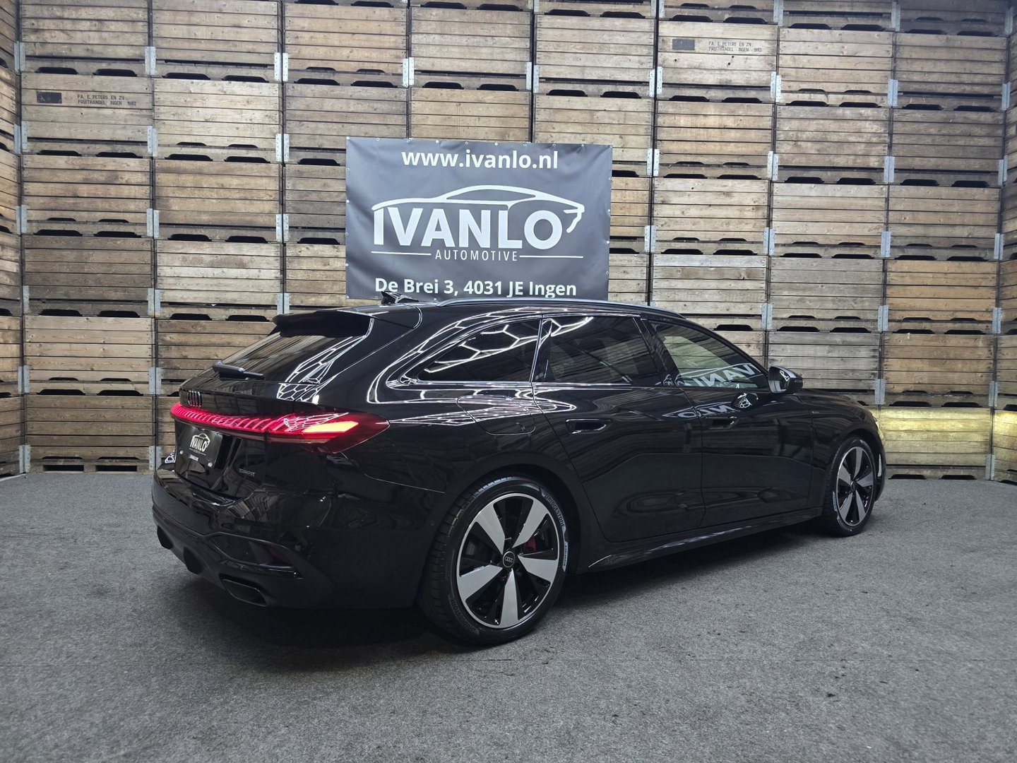 Audi A5 Avant 2.0 e-hybrid quattro S edition Competition Pano Bijrijders display Trekhaak 19"LM