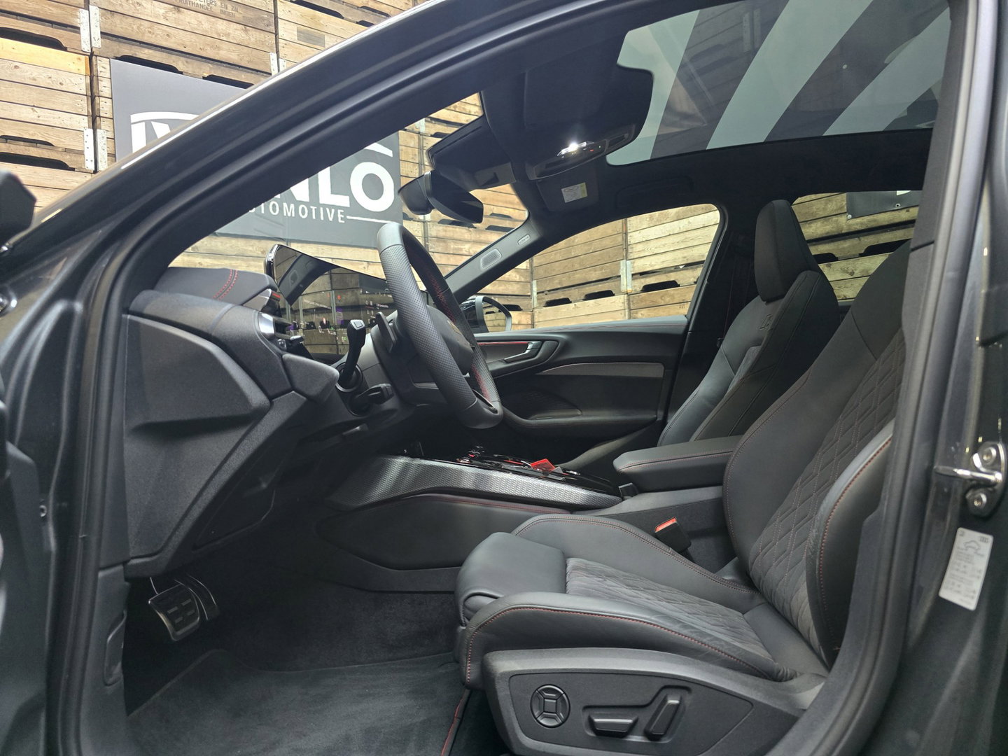 Audi A5 Avant 2.0 e-hybrid quattro S edition Competition B&O Pano Bijrijders display Trekhaak 19"LM