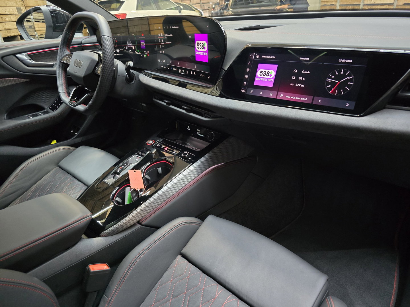 Audi A5 Avant 2.0 e-hybrid quattro S edition Competition B&O Pano Bijrijders display Trekhaak 19"LM
