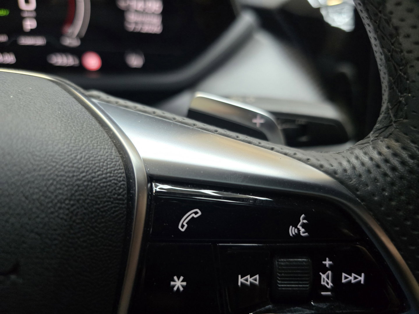 Audi e-tron GT GT 93 kWh HUD Matrix LED Navi Panorama B&O 93.4 KWH 20"LM