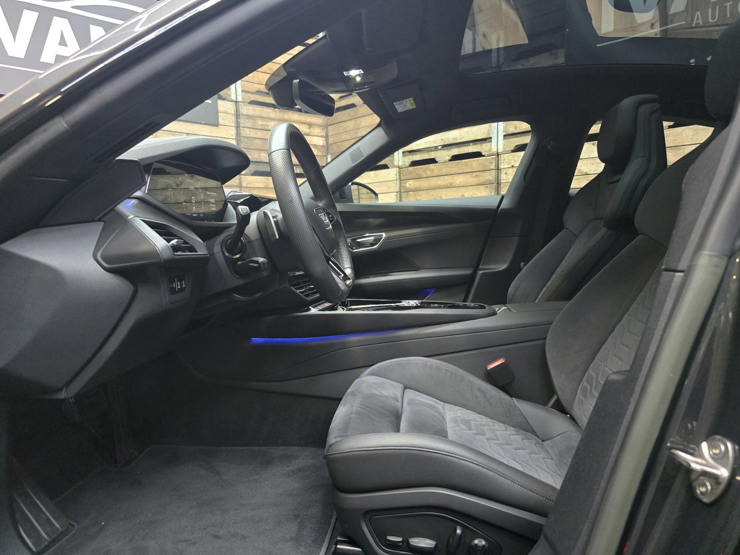 Audi e-tron GT GT 93 kWh HUD Matrix LED Navi Panorama B&O 93.4 KWH 20"LM