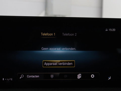 Mercedes-Benz A-Klasse 180 Business Solution AMG | Panoramadak | Carplay | Cruise control | Climate control | DAB+ | Navigatie | Bluetooth | Stoelverwarming | Park assist
