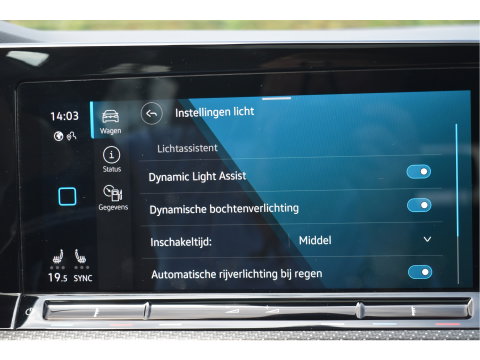 Volkswagen Golf 2.0 TSI 191 PK 3x R-Line Nardo Grey Winter pakket | Zéér netjes | Open dak | Keyless | Sfeerverlichting | Carplay | Stoel- & stuurverwarming | DAB