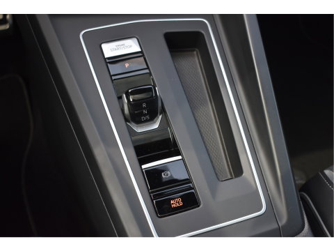 Volkswagen Golf 2.0 TSI 191 PK 3x R-Line Nardo Grey Winter pakket | Zéér netjes | Open dak | Keyless | Sfeerverlichting | Carplay | Stoel- & stuurverwarming | DAB