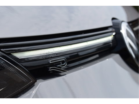 Volkswagen Golf 2.0 TSI 191 PK 3x R-Line Nardo Grey Winter pakket | Zéér netjes | Open dak | Keyless | Sfeerverlichting | Carplay | Stoel- & stuurverwarming | DAB