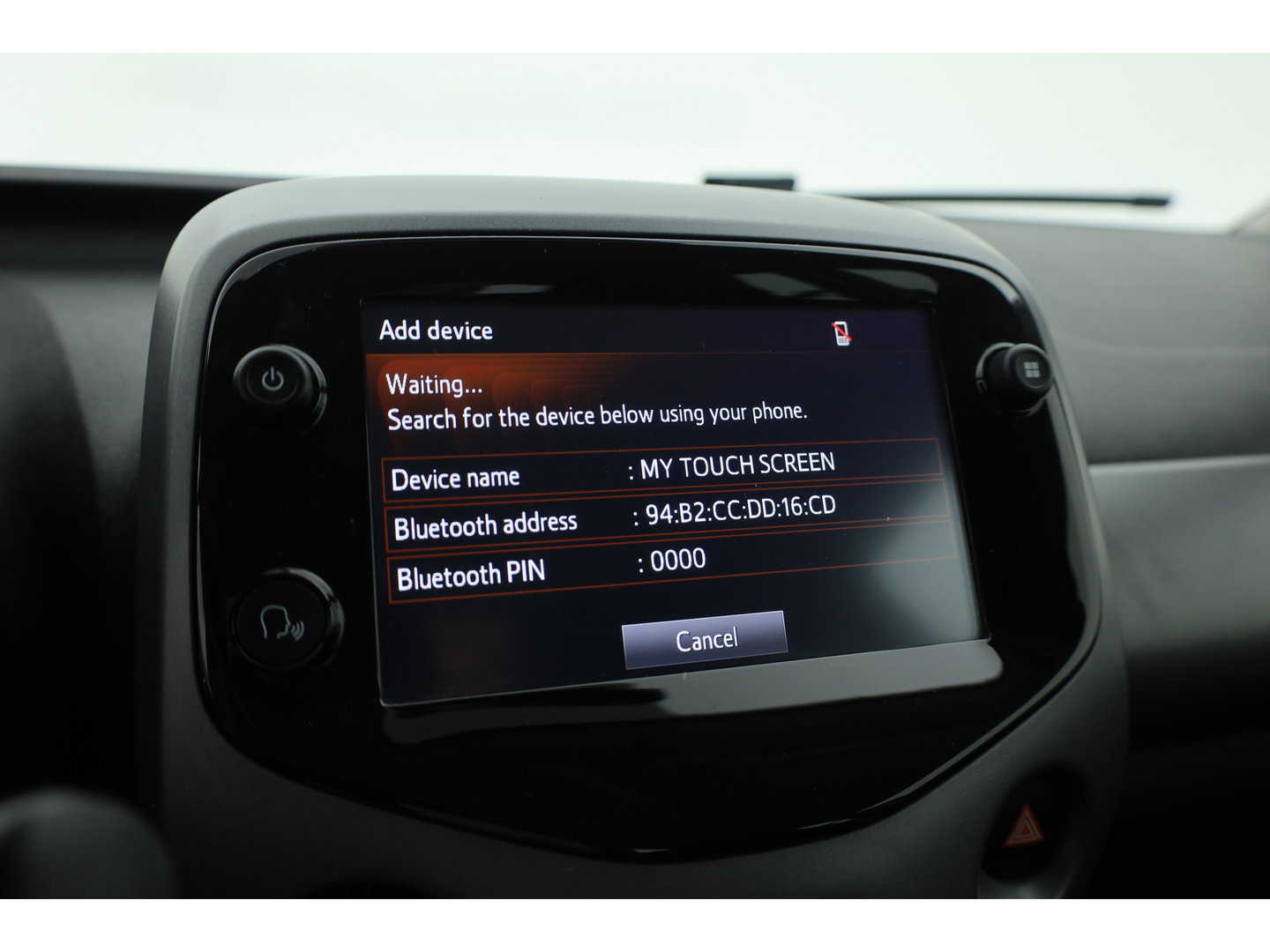 Toyota Aygo 1.0 VVT-i x-play | Achteruitrijcamera | Apple CarPlay & Android Auto | DAB | Airco | 15" velgen | Elek. Ramen V.