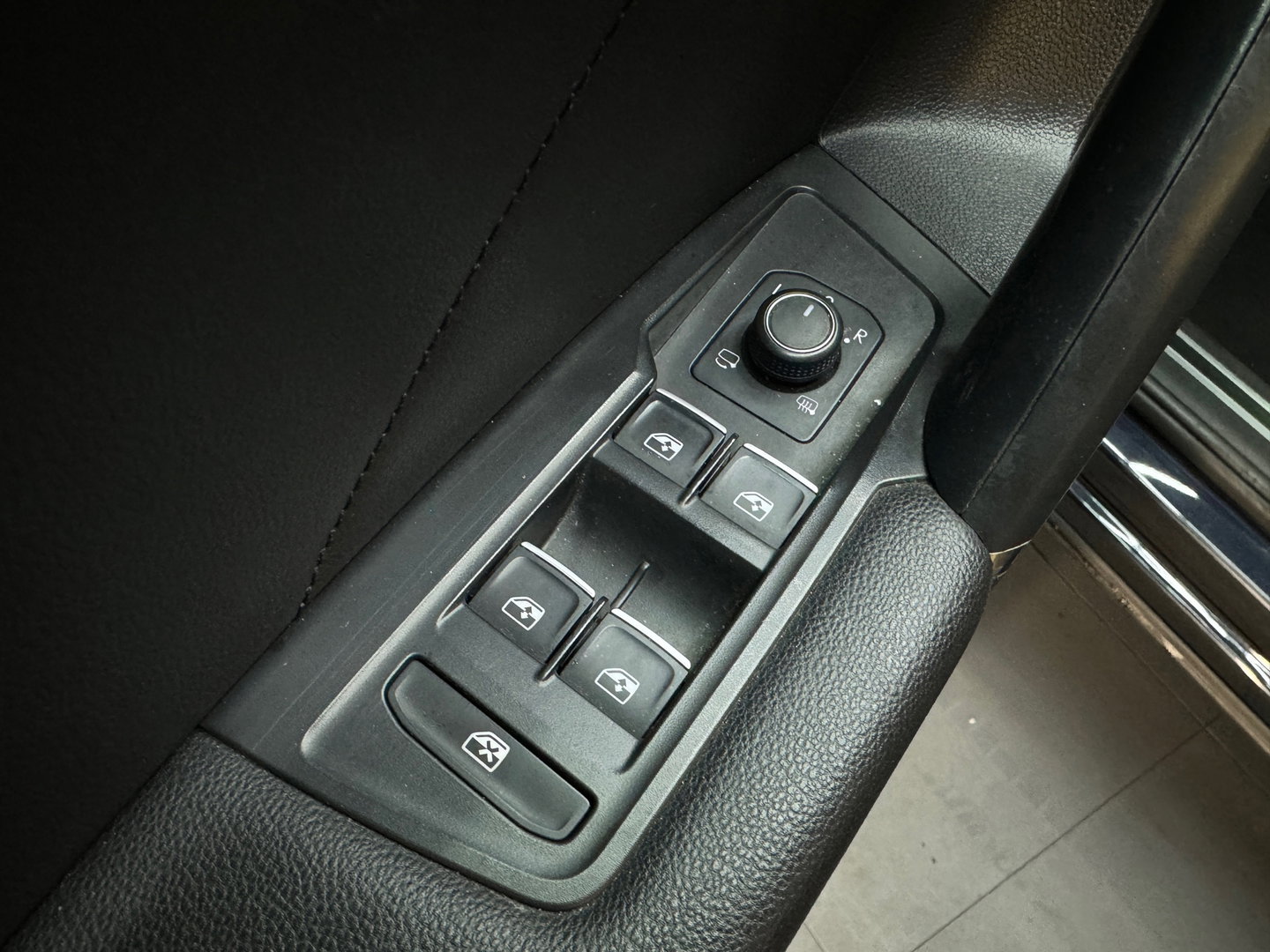 Volkswagen Tiguan Allspace 2.0 TSI 4M 3 x R Line Pano|Memory|HuD
