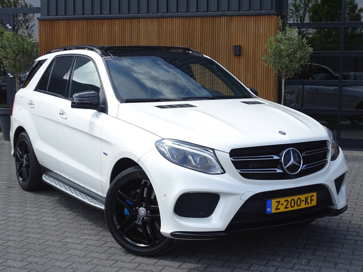 Mercedes-Benz GLE 500e 4-Matic 442PK AMG / LED / 360°