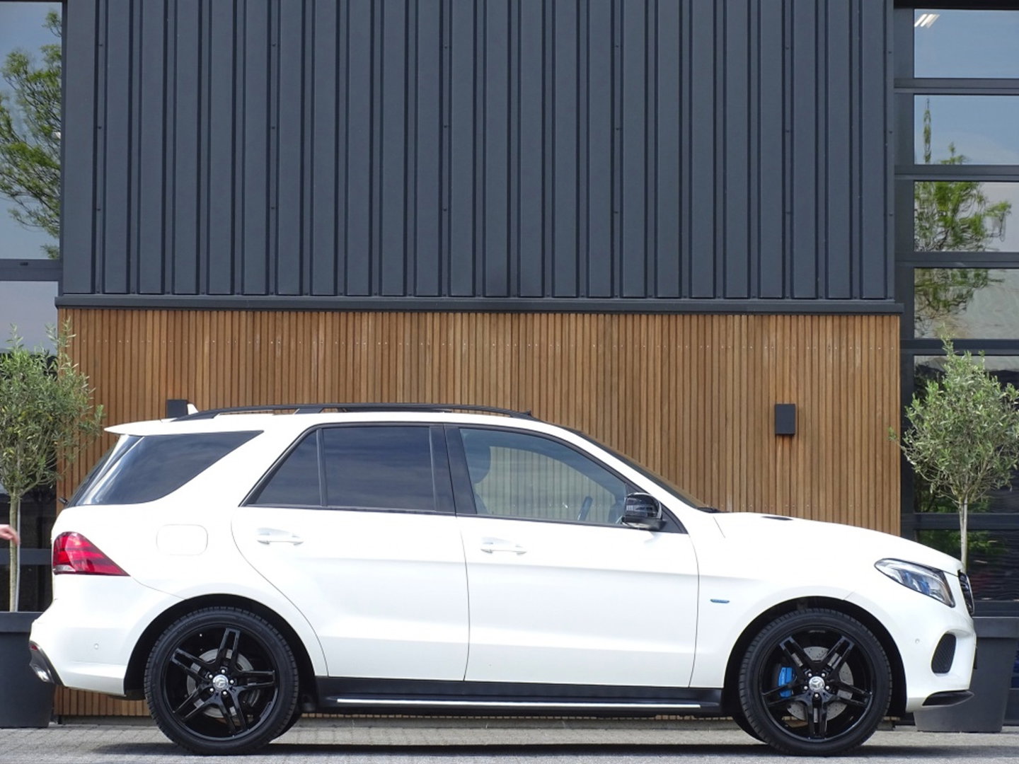 Mercedes-Benz GLE 500e 4-Matic 442PK AMG / LED / 360°