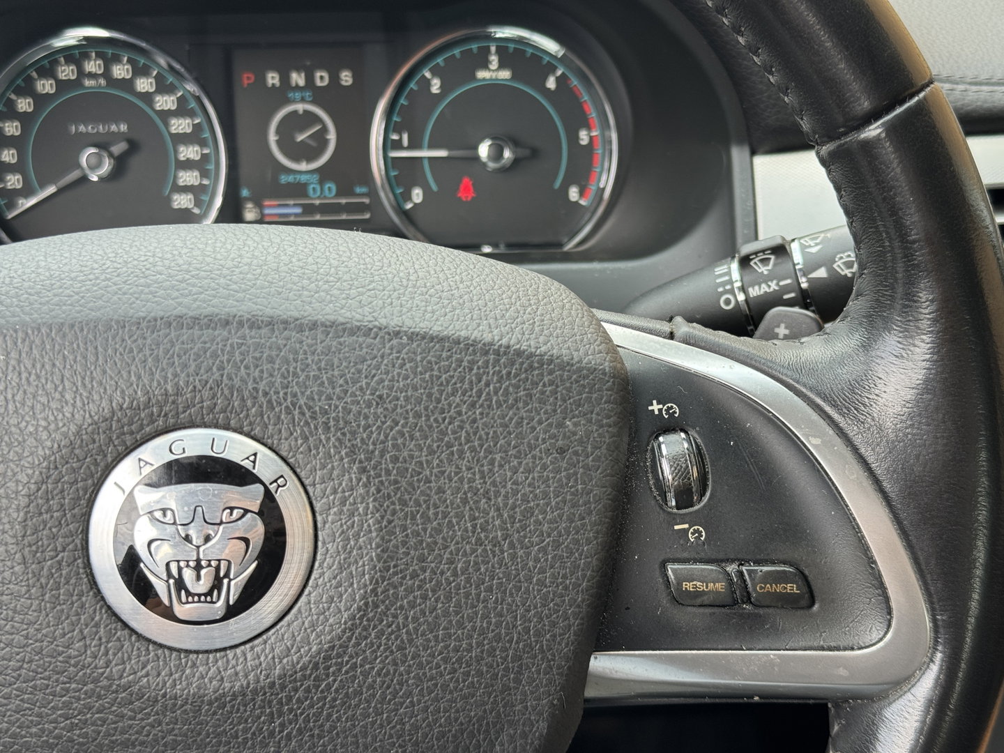 Jaguar XF 2.2D | 1e Eigenaar! | Origineel Nederlands | Airco | Lichtmetaal | Cruise control |