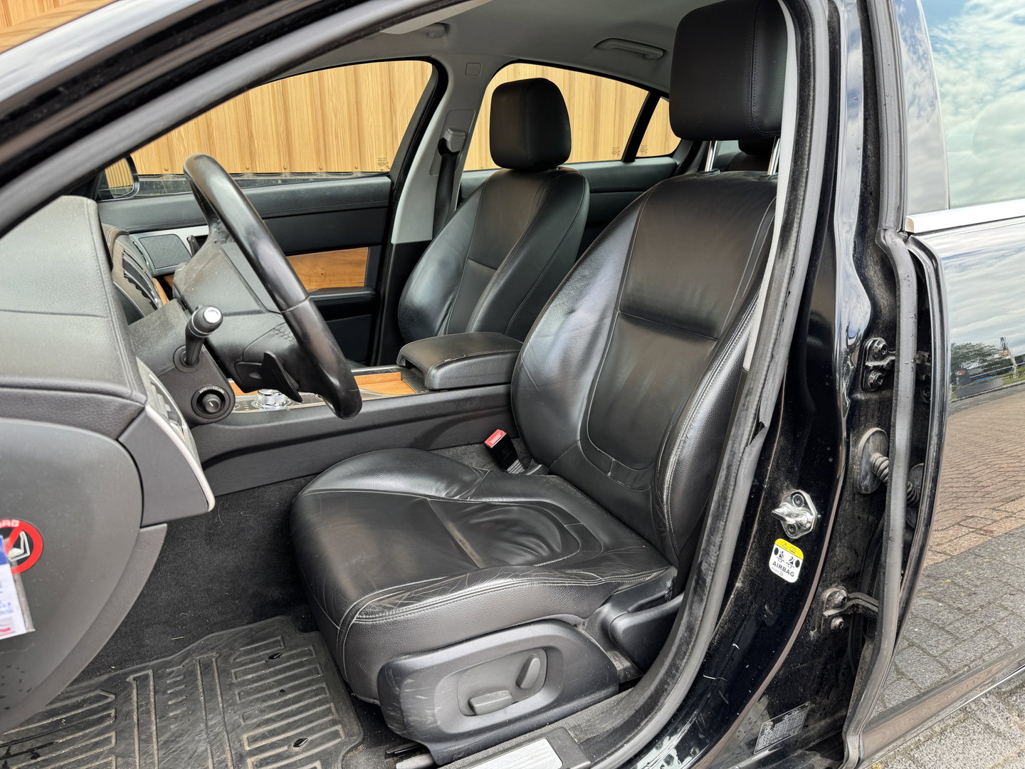 Jaguar XF 2.2D | 1e Eigenaar! | Origineel Nederlands | Airco | Lichtmetaal | Cruise control |