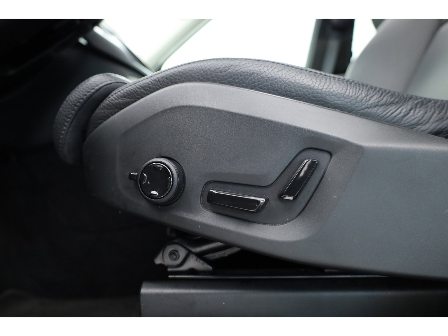 Volvo XC90 2.0 T8 Recharge AWD Ultimate Bright | Pano-dak | Head-up | Harman / Kardon Audio | ACC | Blis | Standkachel |