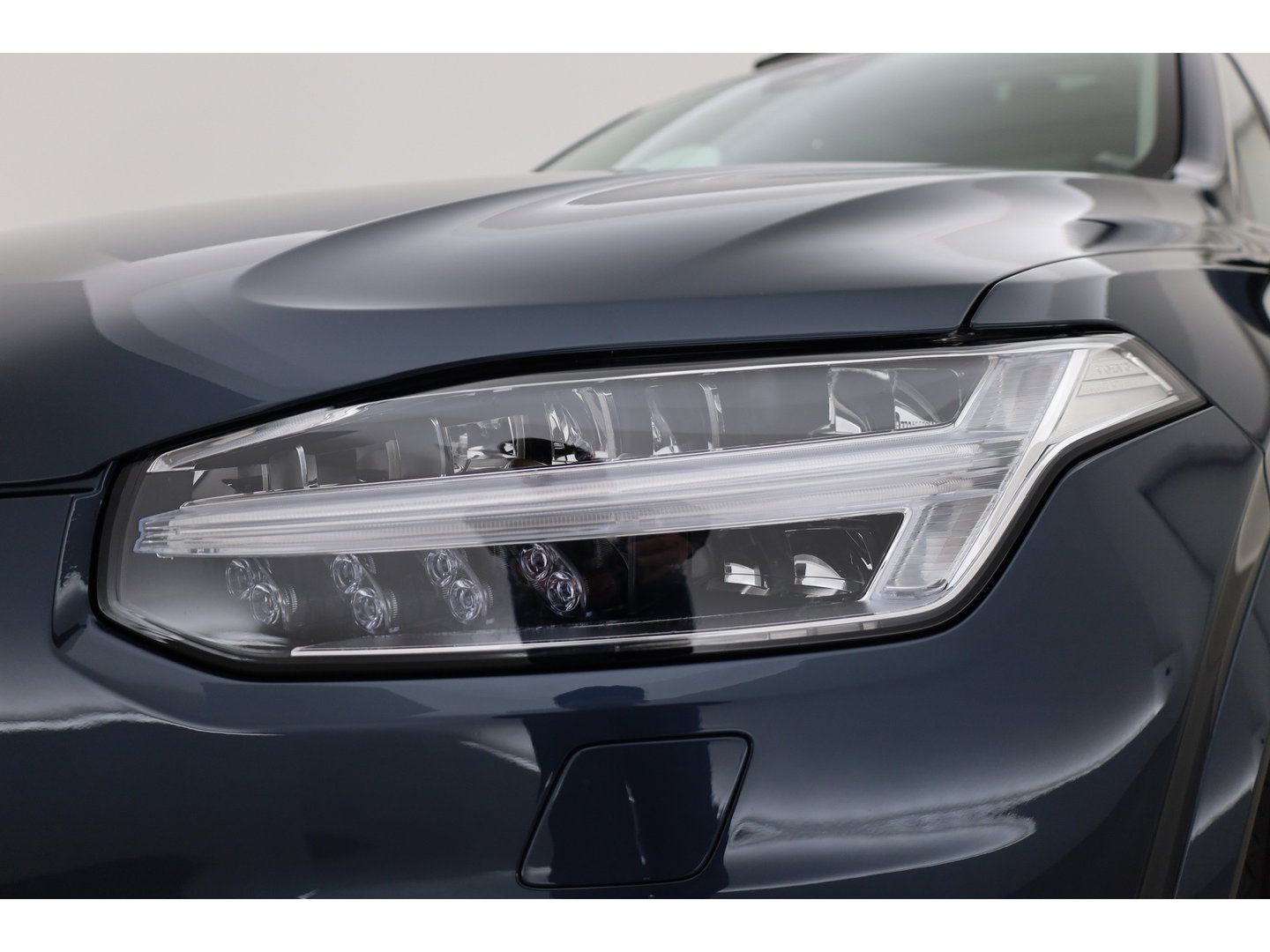 Volvo XC90 2.0 T8 Recharge AWD Ultimate Bright | Pano-dak | Head-up | Harman / Kardon Audio | ACC | Blis | Standkachel |