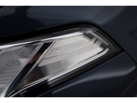 Volvo XC90 2.0 T8 Recharge AWD Ultimate Bright | Pano-dak | Head-up | Harman / Kardon Audio | ACC | Blis | Standkachel |