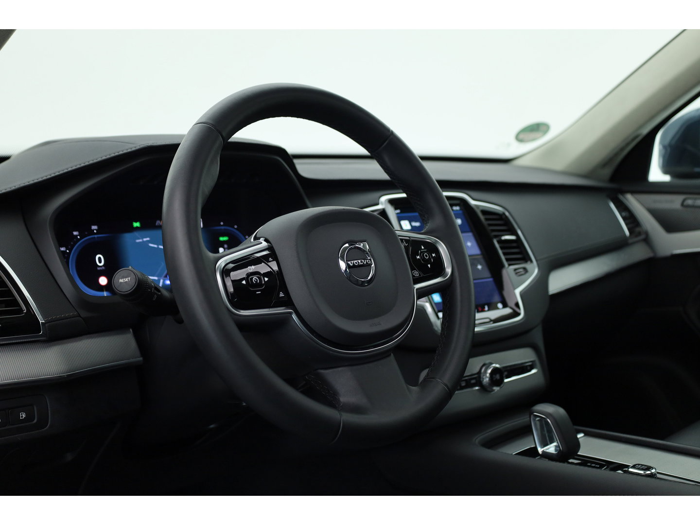 Volvo XC90 2.0 T8 Recharge AWD Ultimate Bright | Pano-dak | Head-up | Harman / Kardon Audio | ACC | Blis | Standkachel |