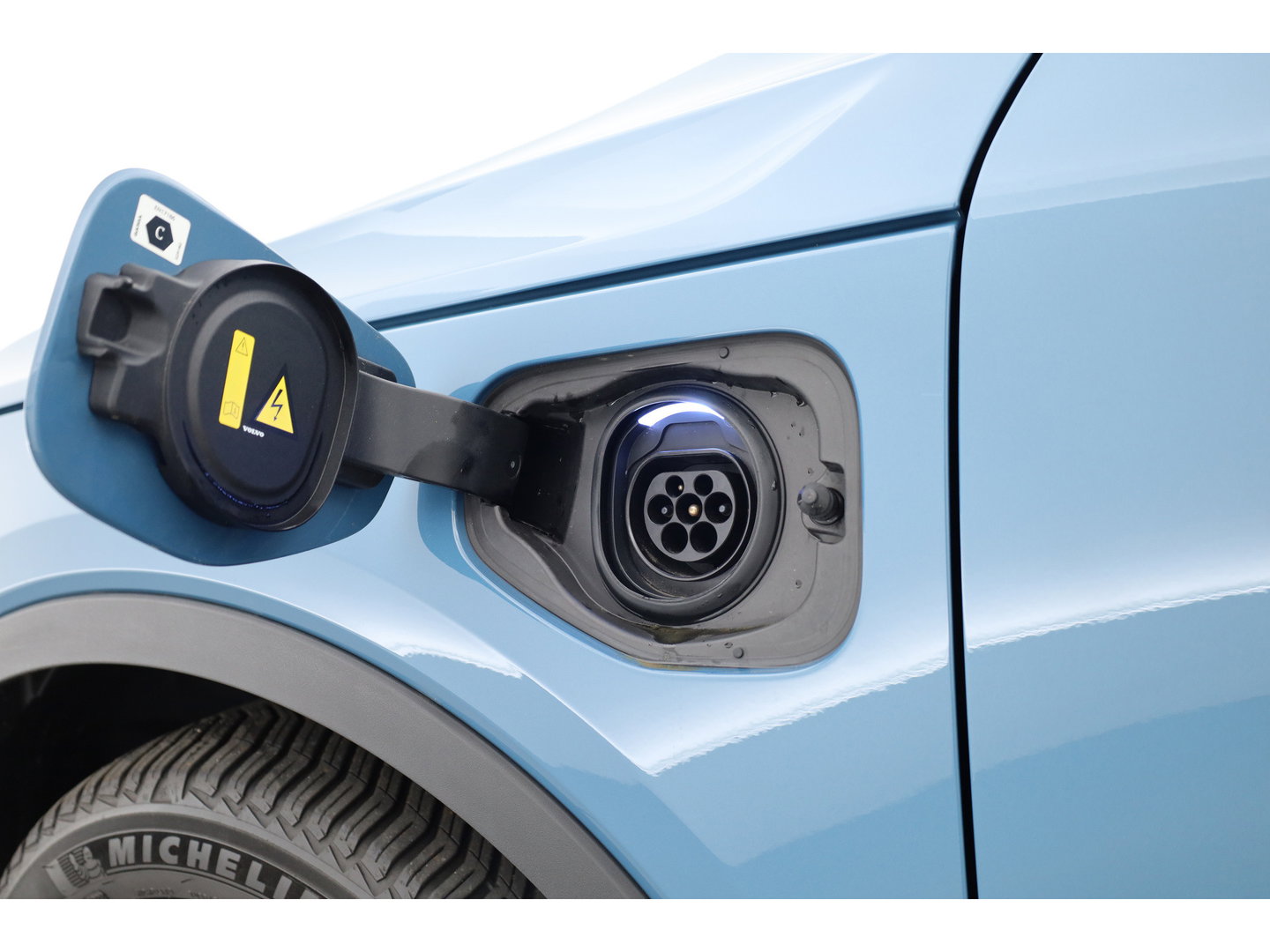 Volvo XC40 1.5 T5 Plug-in hybrid Plus Dark | ACC | Blis | H&K audio | 19' | Memory stoelen |