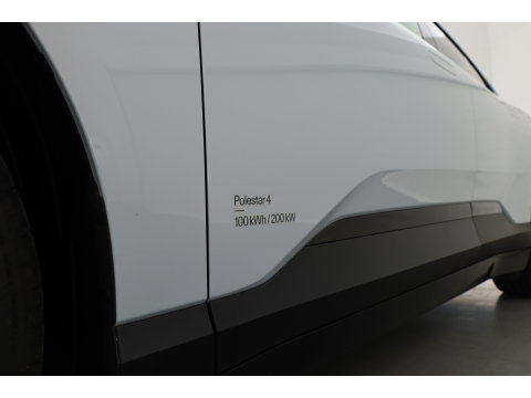 Polestar 4 Long Range Single motor Prime 100 kWh | Napp Leder + Pilot & Plus Pakket | Massage | H&K Audio |