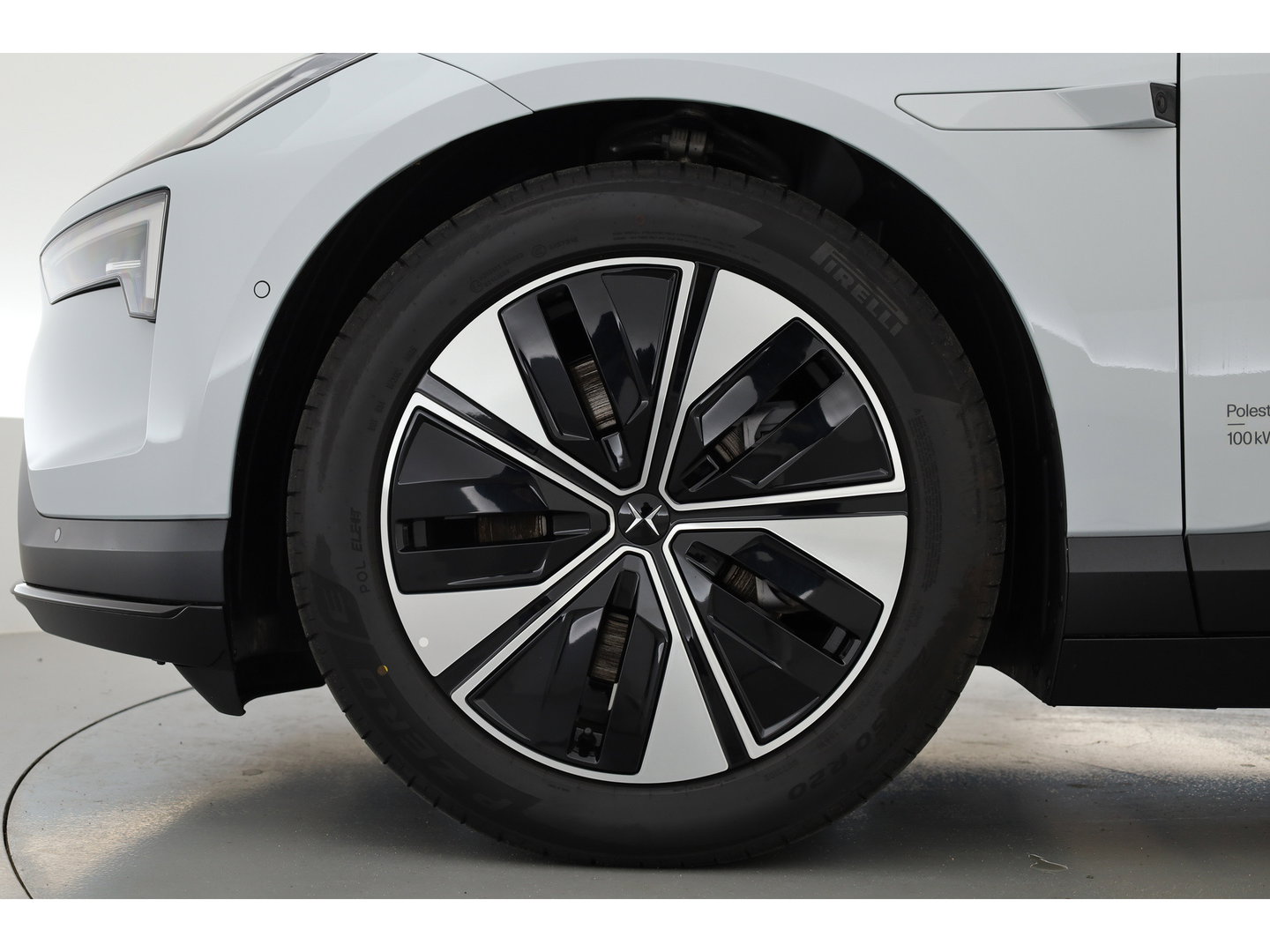 Polestar 4 Long Range Single motor Prime 100 kWh | Napp Leder + Pilot & Plus Pakket | Massage | H&K Audio |