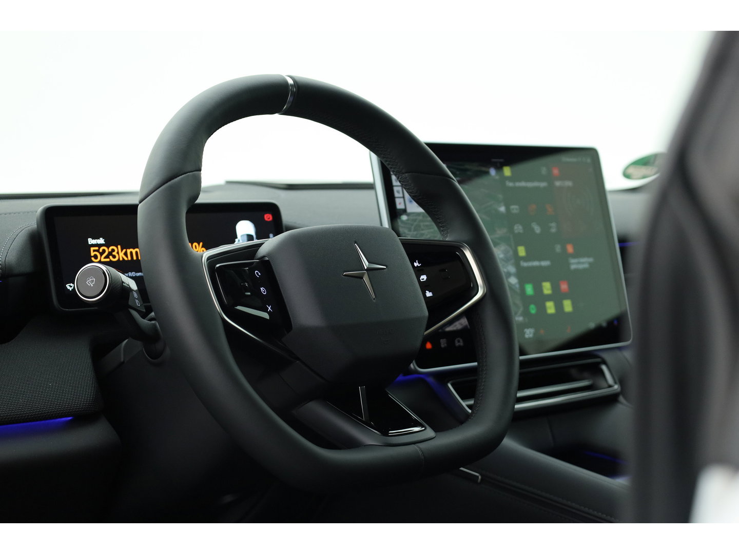 Polestar 4 Long Range Single motor Prime 100 kWh | Napp Leder + Pilot & Plus Pakket | Massage | H&K Audio |