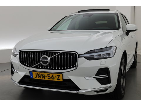 Volvo XC60 2.0 T6 Plug-in hybrid AWD Plus Bright | Prijs Rijklaar | Luchtvering | Trekhaak | pano | H&K Audio | ACC | Blis | 360 Camera | Mem stoelen |
