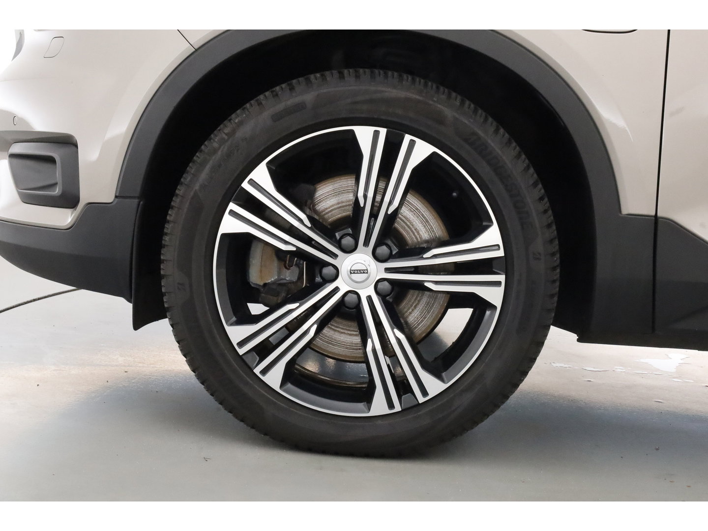 Volvo XC40 1.5 T5 Recharge Inscription | Trekhaak | 360 Cam | ACC | Blis | H&K Audio | stoel 4 & stuur Verwarming