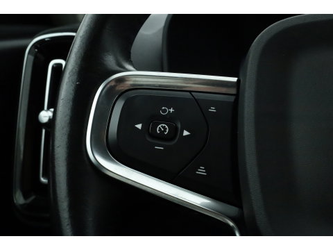 Volvo XC40 1.5 T5 Recharge Inscription | Trekhaak | 360 Cam | ACC | Blis | H&K Audio | stoel 4 & stuur Verwarming