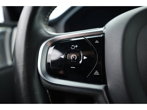 Volvo XC60 2.0 T8 AWD Polestar Engineered | Öhlins | Bowers & Wilkins | 22 inch | Trekhaak | Head-up | Blis | ACC |