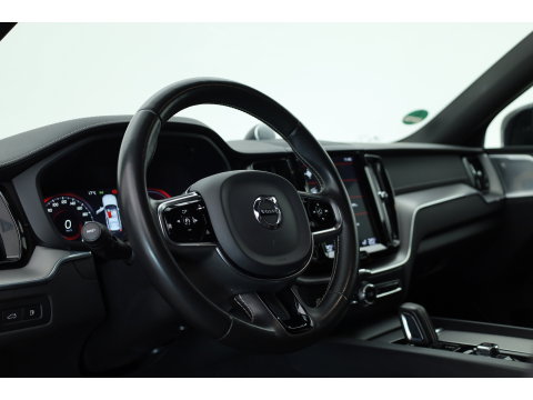 Volvo XC60 2.0 T8 AWD Polestar Engineered | Öhlins | Bowers & Wilkins | 22 inch | Trekhaak | Head-up | Blis | ACC |