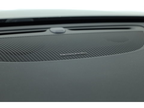 Volvo V60 2.0 T6 Plug-in hybrid AWD Plus Dark | ACC | Blis | H&K Audio | Stoel 4 & Stuur verwarming | memory | 19" |