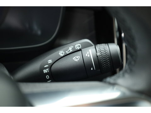 Volvo XC40 1.5 T5 Plug-in hybrid Plus Bright | Leer | ACC | Blis | 20' | H&K Audio | Memory stoelen | Achteruitrijcamera |