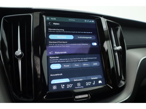 Volvo XC60 2.0 T8 Plug-in hybrid AWD Ultimate Bright SOH 96% | Bowers & Wilkins | Trekhaak | 360 camera | Head-up | Stoel + stuurverwarming |